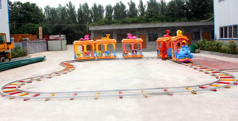 amusements rides electric train for sale.jpg